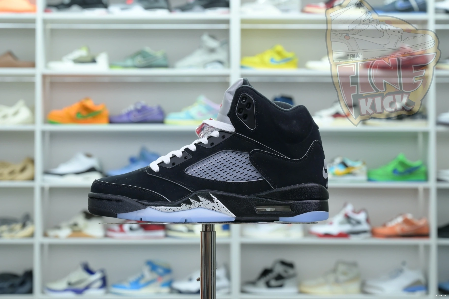 Jordan REIMAGINED” Air METALLIC 5“BLACK Jordan 0708